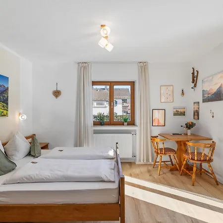 Διαμέρισμα Gaestehaus Florian Grainau